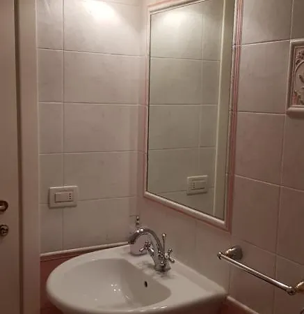 Bed and Breakfast Ca Del Vescovo Imperia Exterior foto