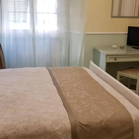 Bed and Breakfast Ca Del Vescovo Imperia Exterior foto