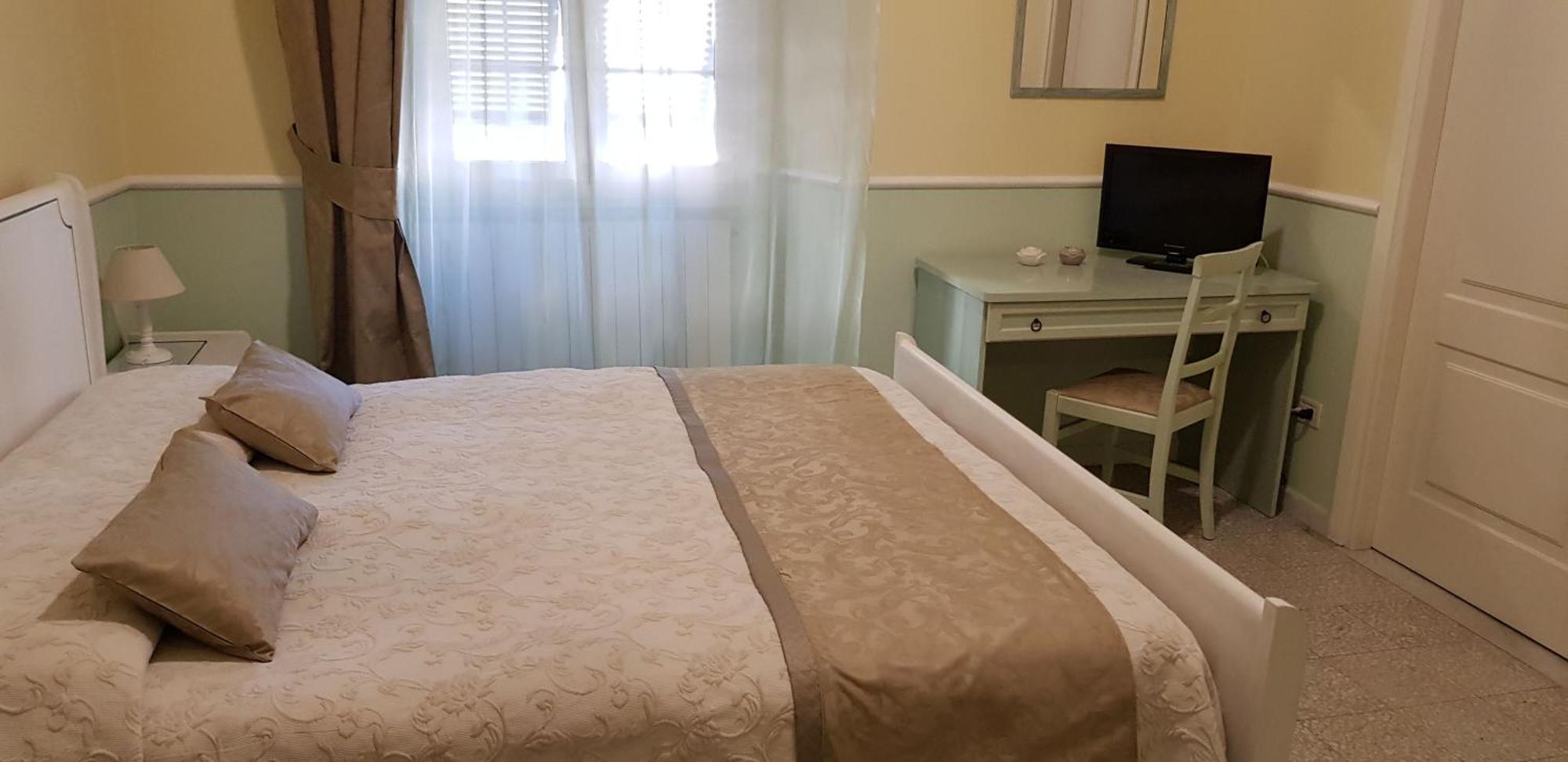 Ca Del Vescovo Bed & Breakfast Imperia